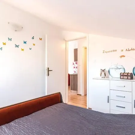 Jelena Apartament *